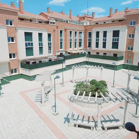 Apartamento Apartamento Para 5 Personas Con Garaje A 10 Minutos De Valladolid Exterior foto