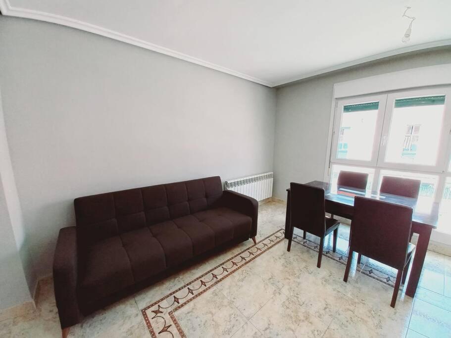 Apartamento Apartamento Para 5 Personas Con Garaje A 10 Minutos De Valladolid Exterior foto